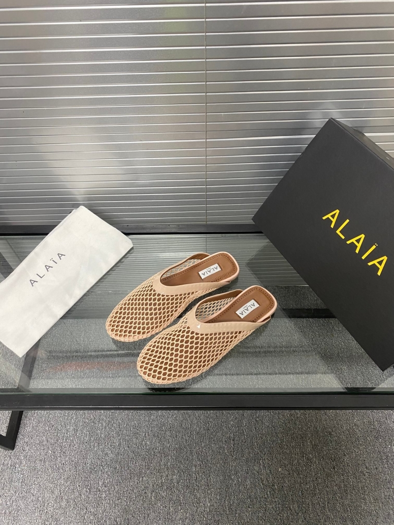 Alaia Flat Shoes